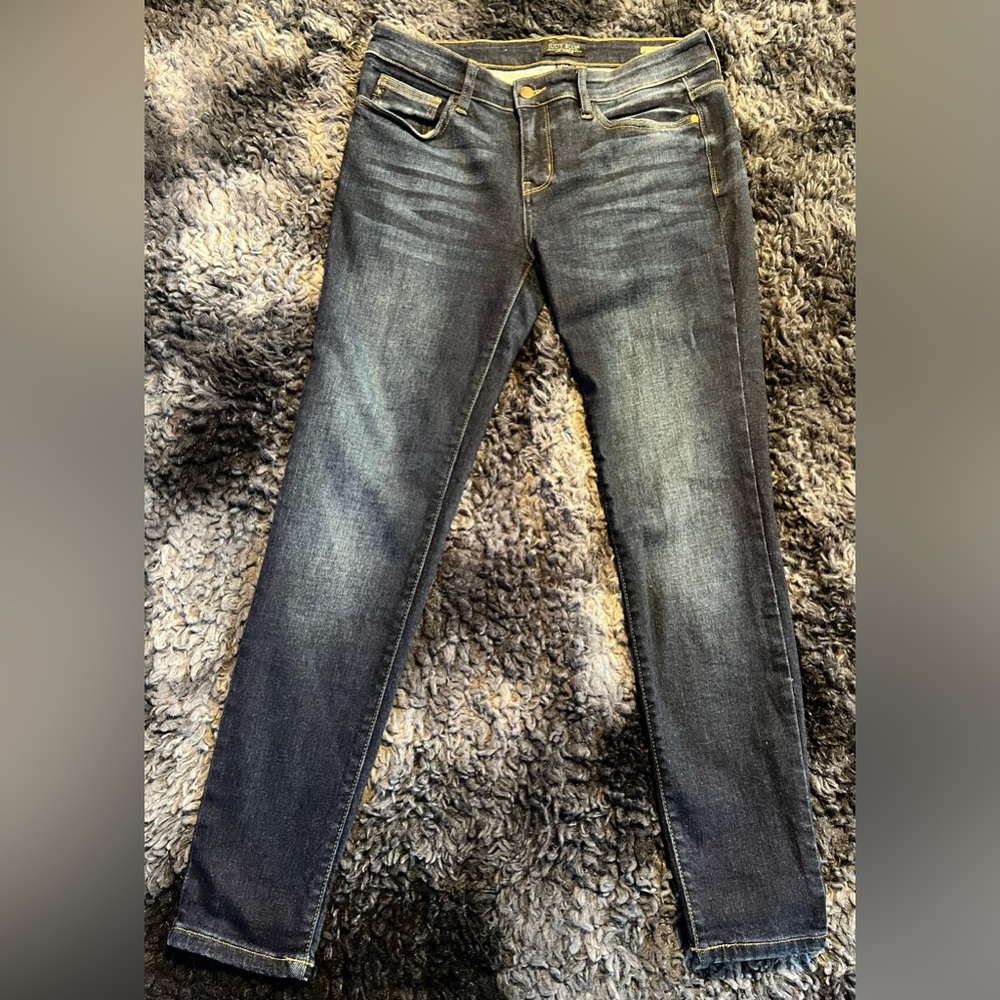 JUDY BLUE MID-RISE NON-DISTRESSED SKINNY JEANS SIZE 11/30